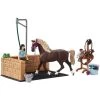 Schleich Horse Club Waschplatz Mit Emily & Luna, Spielfigur
